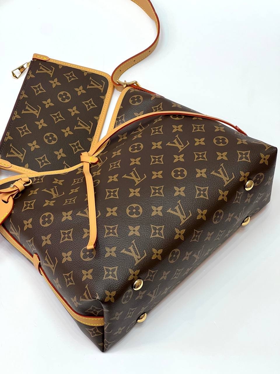 Сумка Louis Vuitton